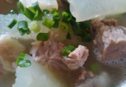 排骨冬瓜汤,健康养生——排骨冬瓜汤的烹饪艺术与功效解析”